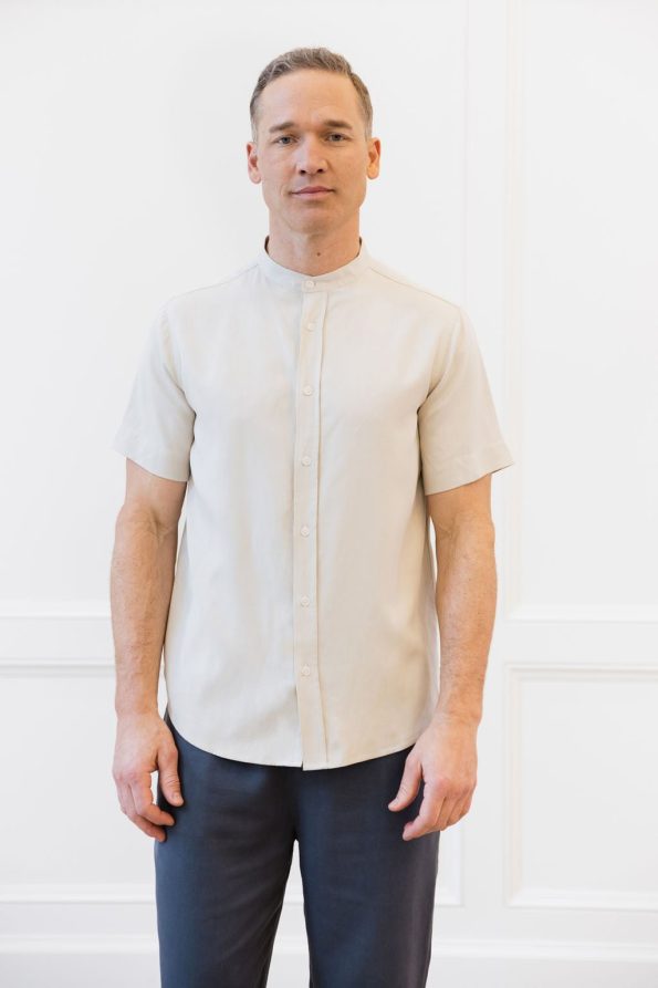 1_Sand_Menscozyearthcostalcomfortmockneckshortsleevebuttondown-516466