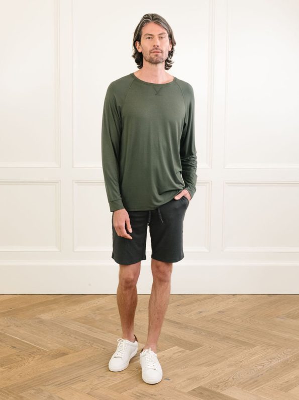 2_Olive_bamboolongsleeve_b6c49b4c-e589-4b9b-b9cd-df7795e634c9
